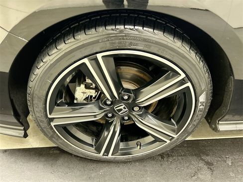 Used 2023 Honda Accord Sport image 6