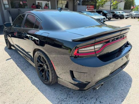 Used 2019 Dodge Charger Scat Pack w/ Dynamics Package RWD image 7