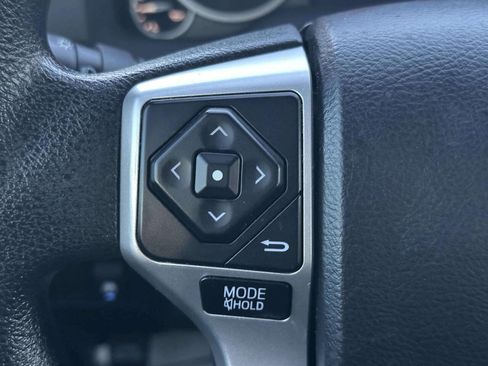 Used 2017 Toyota Tundra SR5 image 34