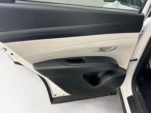 Used 2025 Hyundai Tucson SEL AWD/4WD image 26