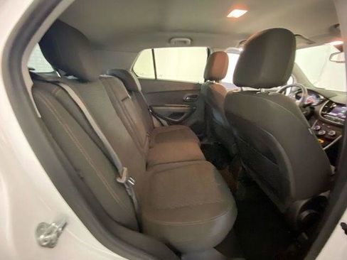 Used 2021 Chevrolet Trax LS w/ Tint and Cruise Package FWD image 35