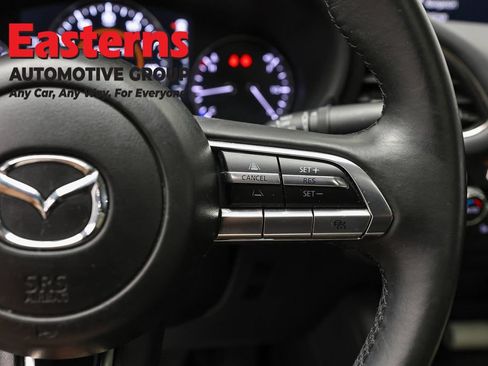 Used 2023 MAZDA MAZDA3 s FWD image 16