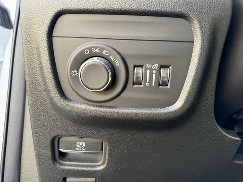 New 2026 Jeep Grand Cherokee Altitude AWD/4WD image 20
