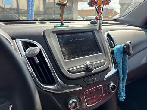 Used 2024 Chevrolet Equinox LT w/ LPO, Floor Liner Package image 9