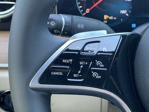 Used 2023 Mercedes-Benz E 350 4MATIC Sedan image 23