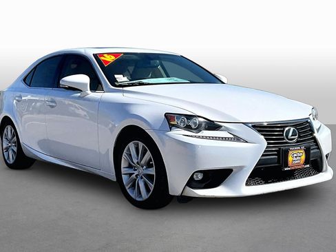 Used 2016 Lexus IS 300 AWD w/ Premium Package image 10