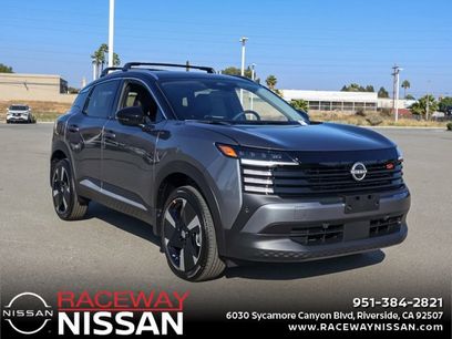 New 2025 Nissan Kicks SR