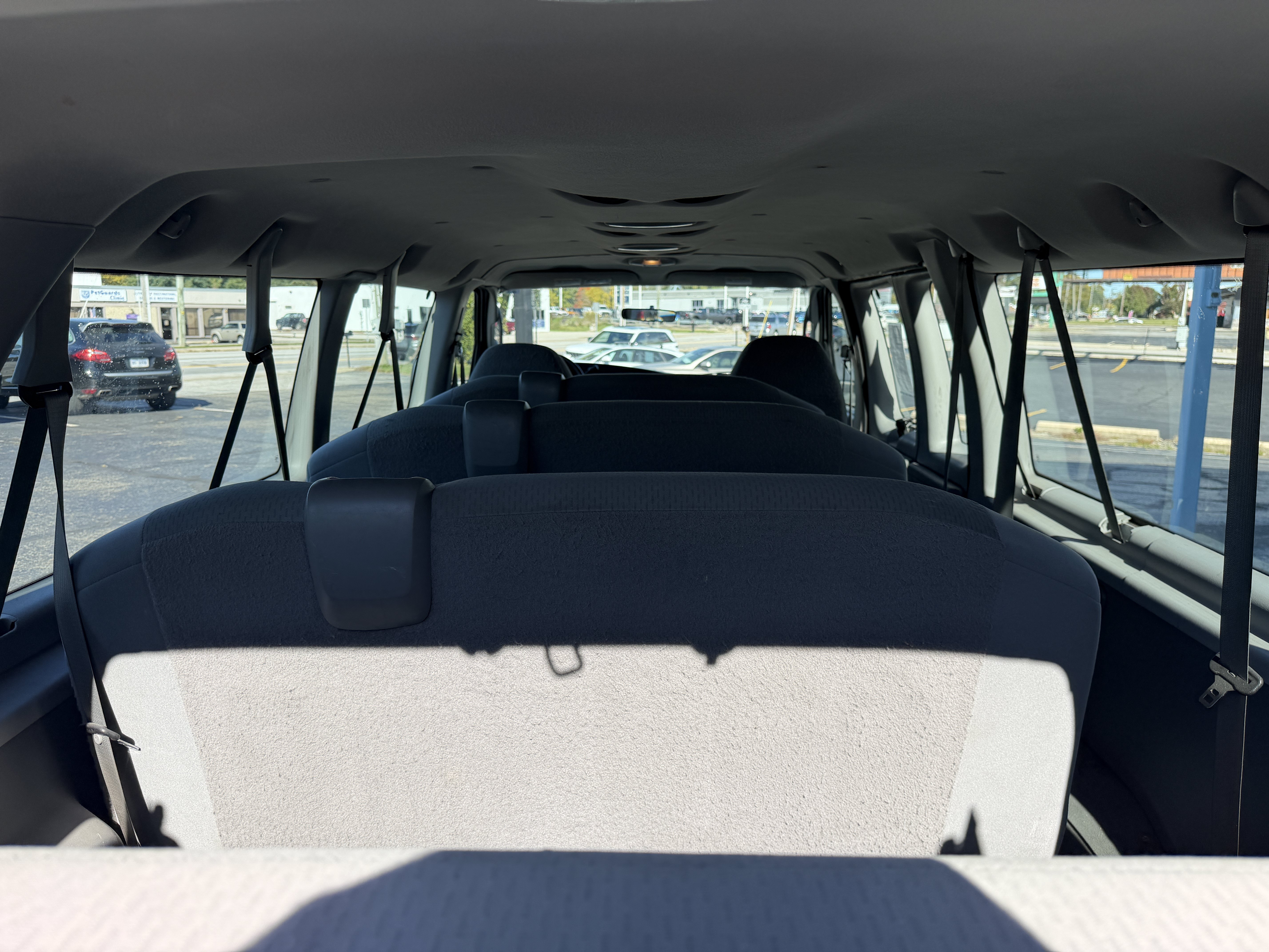 Used 2008 Ford E-350 and Econoline 350 XL RWD image 18