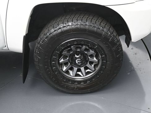 Used 2012 Toyota Tacoma 4x4 Double Cab w/ SR5 Pkg image 33