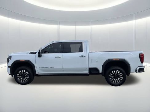 Used 2026 GMC Sierra 2500 Denali Ultimate AWD/4WD image 2