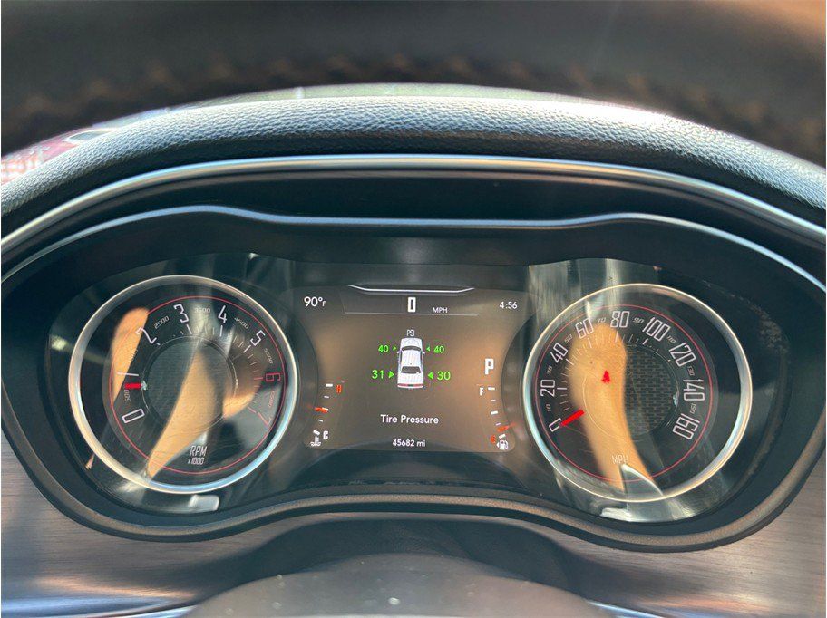 Used 2018 Dodge Challenger R/T w/ Performance Handling Group RWD image 22