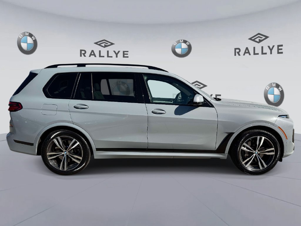 Certified 2024 BMW X7 xDrive40i w/ Dynamic Handling Package AWD/4WD image 4