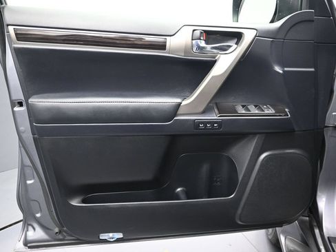 Used 2019 Lexus GX 460 w/ Navigation Package AWD/4WD image 12