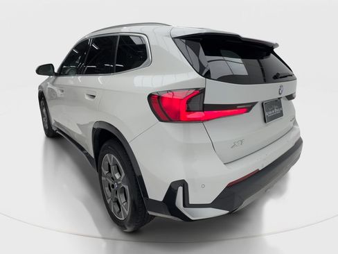 Used 2025 BMW X1 xDrive28i AWD/4WD image 10