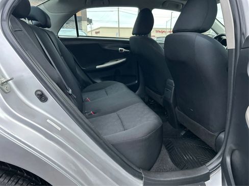 Used 2010 Toyota Corolla S image 23