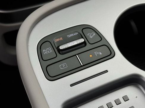 New 2026 Hyundai Ioniq 9 SEL w/ Tow & Go Package image 12