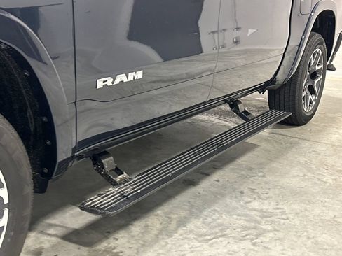 New 2026 RAM 1500 Laramie AWD/4WD image 12