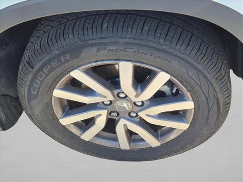 Used 2021 Honda Pilot EX image 8