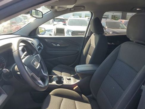 Certified 2024 GMC Terrain SLE w/ Driver Convenience Package AWD/4WD image 18