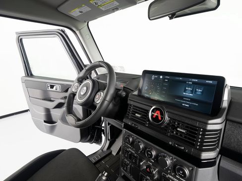 Used 2024 INEOS Grenadier AWD/4WD image 32