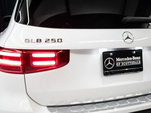 Certified 2026 Mercedes-Benz GLB 250 image 9