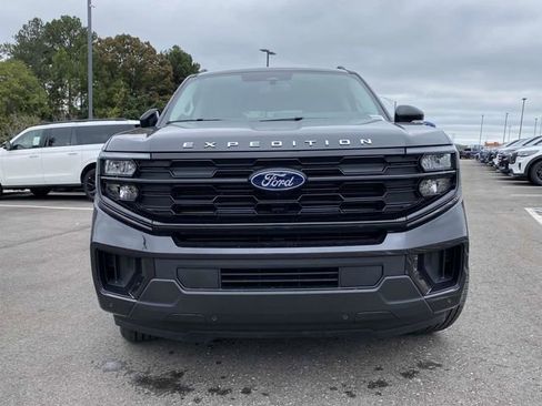 New 2025 Ford Expedition Max Active RWD image 8