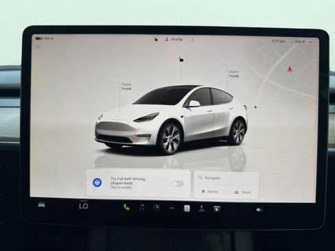 Used 2023 Tesla Model Y Long Range AWD/4WD image 46