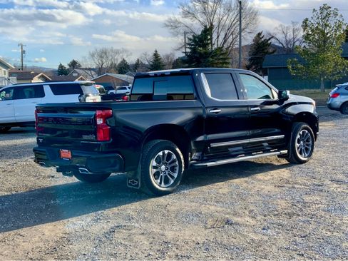 Used 2024 Chevrolet Silverado 1500 High Country w/ Technology Package image 4