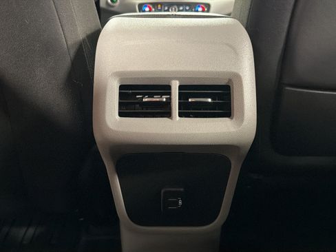Used 2023 GMC Terrain SLE w/ Driver Convenience Package AWD/4WD image 34