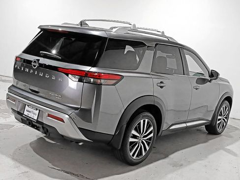 Used 2025 Nissan Pathfinder Platinum w/ Cargo Package AWD/4WD image 6
