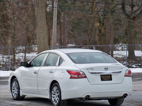 Used 2015 Nissan Altima 2.5 S w/ Power Driver Seat Package FWD image 8