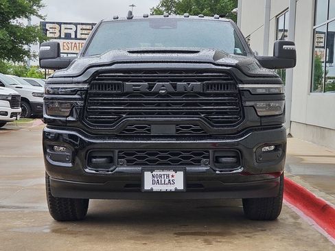 New 2026 RAM 2500 Laramie AWD/4WD image 5