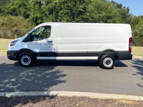 Used 2025 Ford Transit 250 Low Roof w/ Load Area Protection Package RWD image 8
