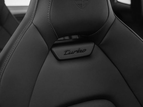 Certified 2025 Porsche Panamera Turbo image 30