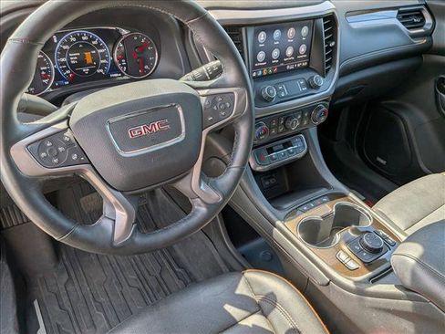 Used 2023 GMC Acadia AT4 w/ Technology Package AWD/4WD image 7