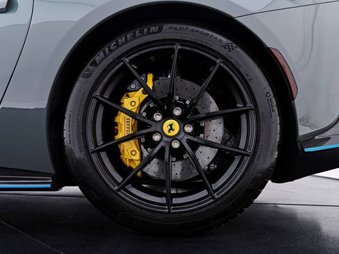 Used 2023 Ferrari 812 GTS RWD image 57