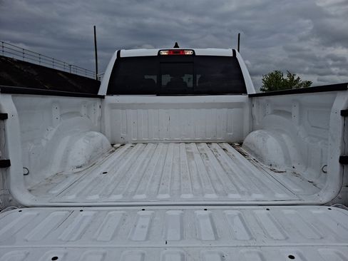 Used 2019 RAM 1500 Big Horn AWD/4WD image 30