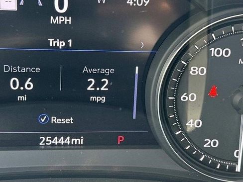 Certified 2024 Cadillac XT6 Premium Luxury w/ Technology Package FWD image 21
