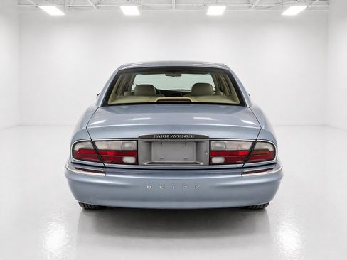 Used 2005 Buick Park Avenue FWD image 4