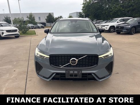 Certified 2023 Volvo XC60 B5 Plus w/ Protection Package FWD image 2