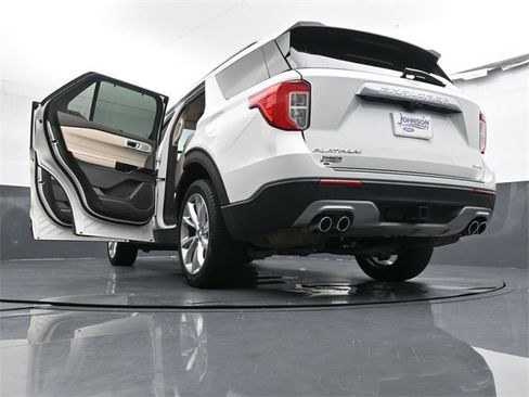 Used 2022 Ford Explorer Platinum w/ Equipment Group 601A image 37