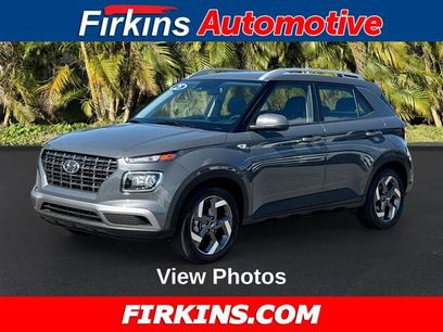 Used 2025 Hyundai Venue SEL