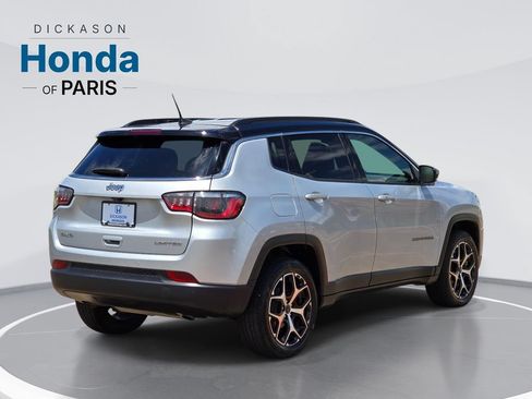 Used 2025 Jeep Compass Limited AWD/4WD image 4