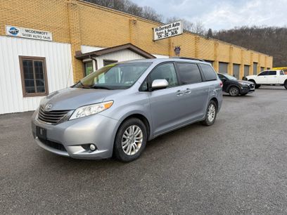 Used 2013 Toyota Sienna XLE w/ Entertainment Pkg