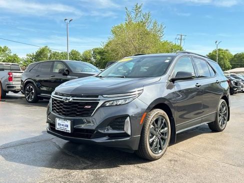 Used 2023 Chevrolet Equinox RS w/ RS Leather Package AWD/4WD image 5