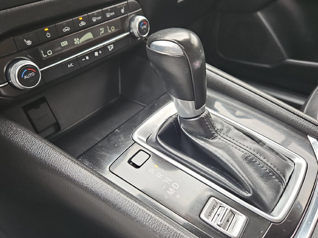 Used 2025 MAZDA CX-5 AWD 2.5 S w/ Preferred Package image 17