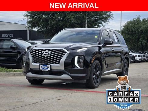 Used 2021 Hyundai Palisade Limited FWD image 3
