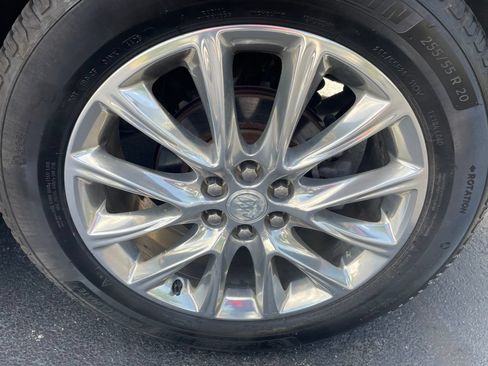 Used 2019 Buick Enclave Premium AWD/4WD image 47
