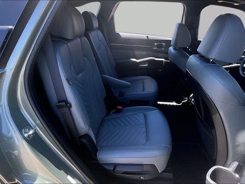 Used 2024 Kia Sorento SX Prestige w/ Sage Leather Package AWD/4WD image 19