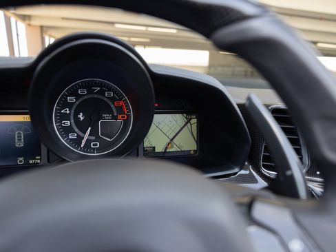Used 2012 Ferrari 458 Spider RWD image 47